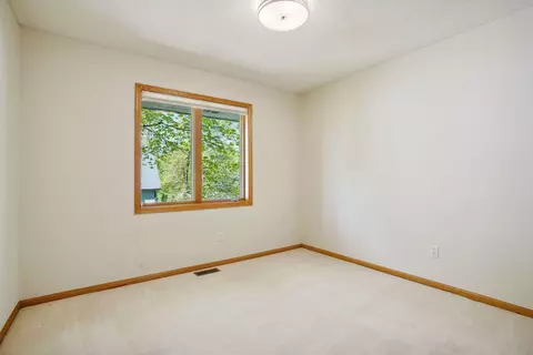 2211 Sommergate, Excelsior, MN 55331 photo 20