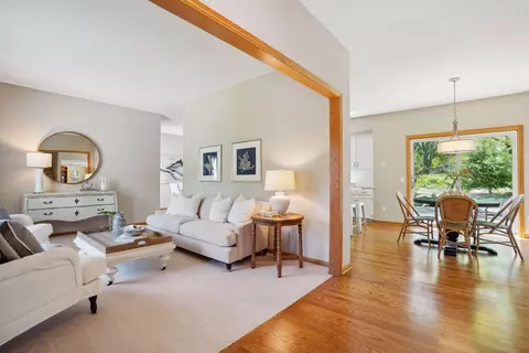 2211 Sommergate, Excelsior, MN 55331 photo 4