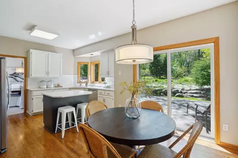 2211 Sommergate, Excelsior, MN 55331 photo 6