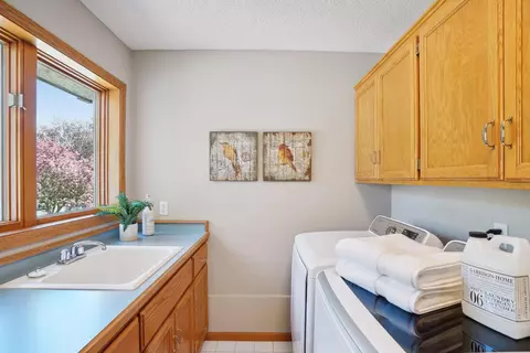 2211 Sommergate, Excelsior, MN 55331 photo 16