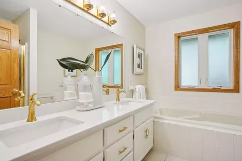 2211 Sommergate, Excelsior, MN 55331 photo 18