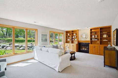 2211 Sommergate, Excelsior, MN 55331 photo 10