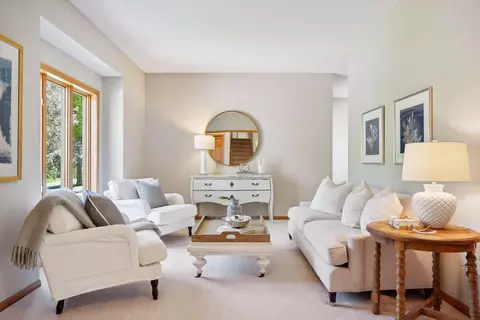 2211 Sommergate, Excelsior, MN 55331 photo 3