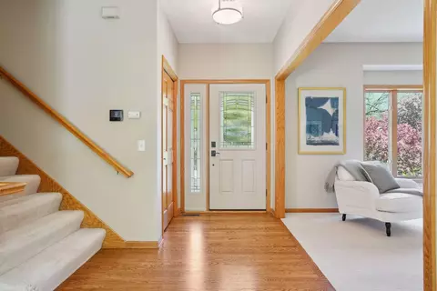 2211 Sommergate, Excelsior, MN 55331 photo 2
