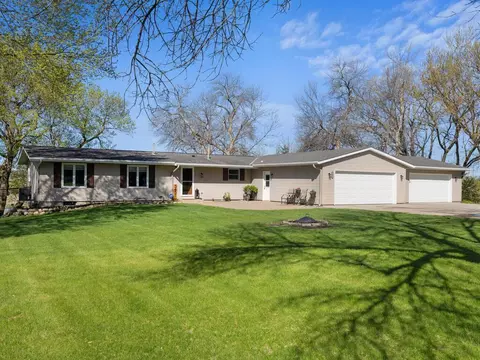 5451 Rose St, Owatonna, MN 55060