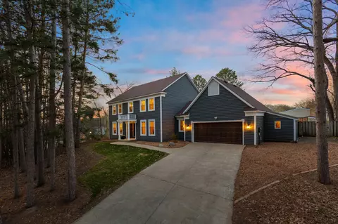 5517 Conifer Trl, Minnetonka, MN 55345
