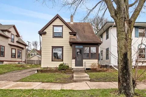 1236 Selby Ave, Saint Paul, MN 55104