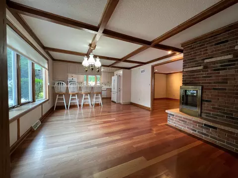 Living - 413 Ridge Rd, Albert Lea, MN 56007 photo 1 of 3