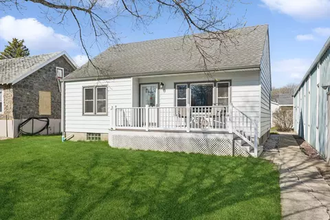 310 2nd St E, Hector, MN 55342