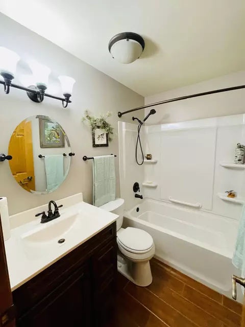 Bath - 25 Circle Dr, Gilbert, MN 55741 photo 1 of 4