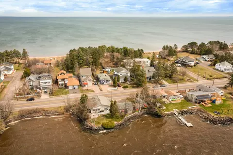 View/Area - 3322 Minnesota Ave, Duluth, MN 55802 photo 9 of 9