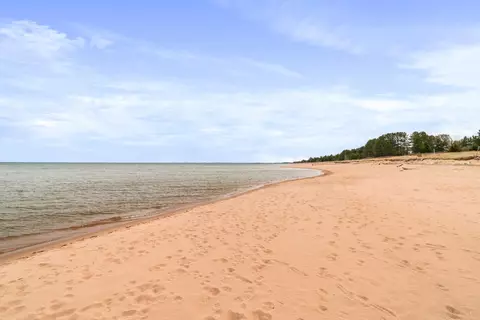 View/Area - 3322 Minnesota Ave, Duluth, MN 55802 photo 2 of 9