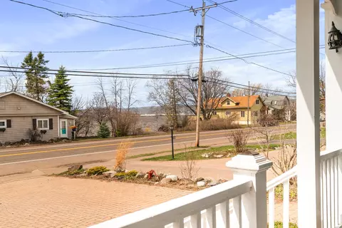 Exterior - 3322 Minnesota Ave, Duluth, MN 55802 photo 6 of 18