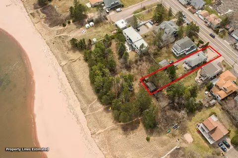 View/Area - 3322 Minnesota Ave, Duluth, MN 55802 photo 7 of 9