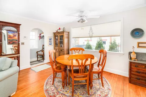 Dining - 3322 Minnesota Ave, Duluth, MN 55802 photo 2 of 3