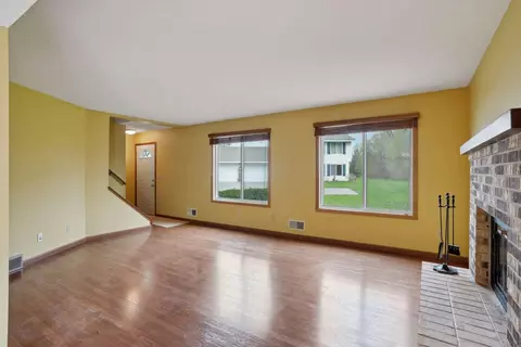 3842 Heather Dr, Eagan, MN 55122 photo 5