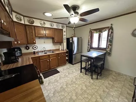 Kitchen - 30 Cherry Cir, Babbitt, MN 55706 photo 2 of 2