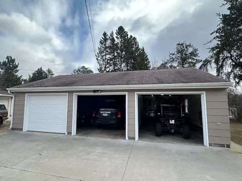 Exterior - 30 Cherry Cir, Babbitt, MN 55706 photo 2 of 6