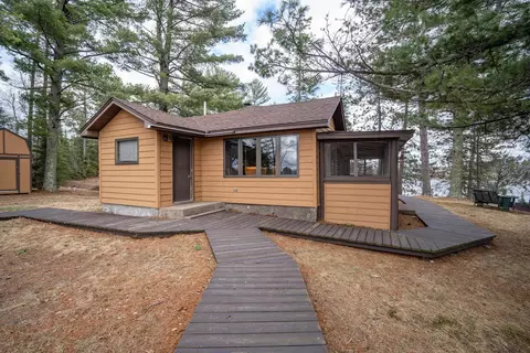 9209 Pequaywan Lake Rd, Duluth, MN 55803