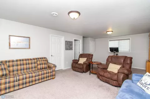 320 6th St E, Horace, ND 58047 photo 32