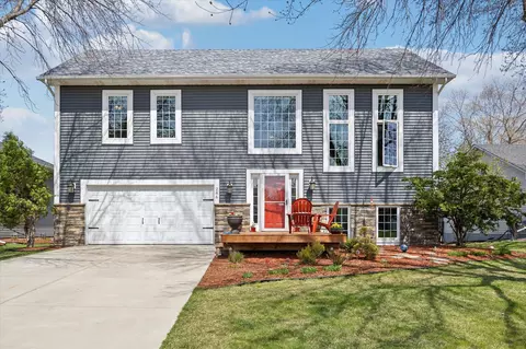 286 Cherry Hill Trl, Medina, MN 55340