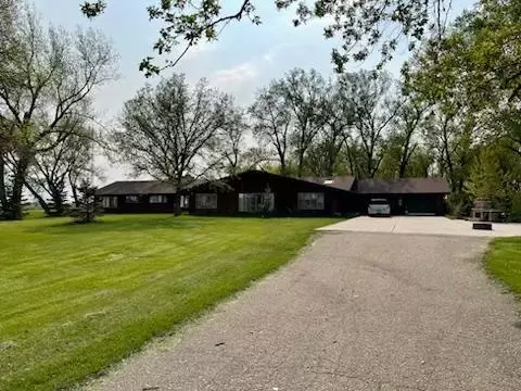 1147 310th Ave, Kennedy, MN 56733