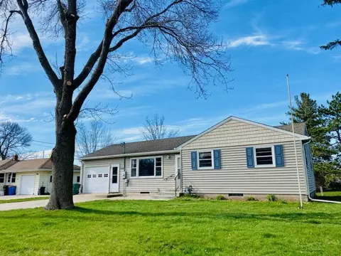 108 Birch Ave NE, Saint Michael, MN 55376