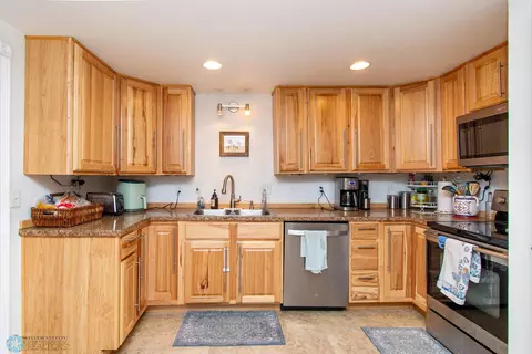 1110 7 Ave S, Fargo, ND 58103 photo 19