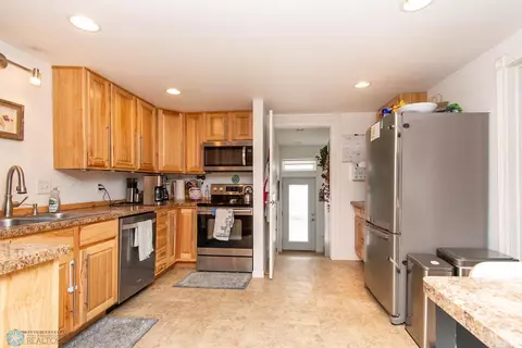 1110 7 Ave S, Fargo, ND 58103 photo 17