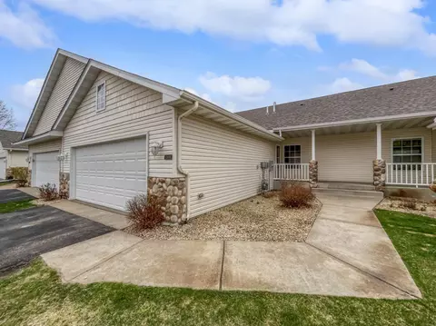 11691 Spruce Dr, Monticello, MN 55362