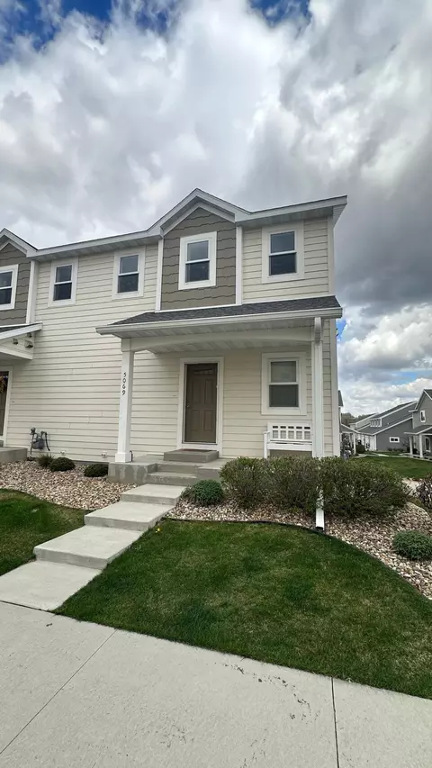 5069 56th St NW, Rochester, MN 55901