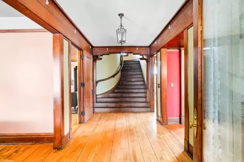 2031 E 1st St, Duluth, MN 55812 photo 14