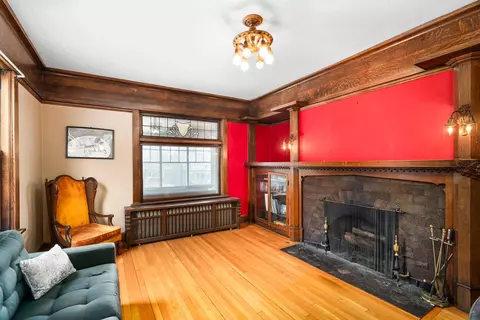 2031 E 1st St, Duluth, MN 55812 photo 4