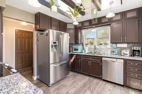 Kitchen - 4301 Stirrup St, Eagan, MN 55123 photo 1 of 3