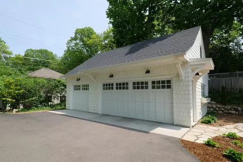 353 Park St E, Wayzata, MN 55391 photo 16
