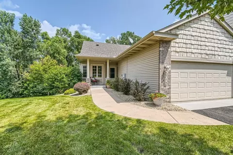 2772 Park View Ct, Little Canada, MN 55117