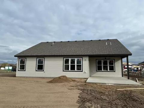 1693 Hurst Castle Rd, Saint Cloud, MN 56303 photo 2