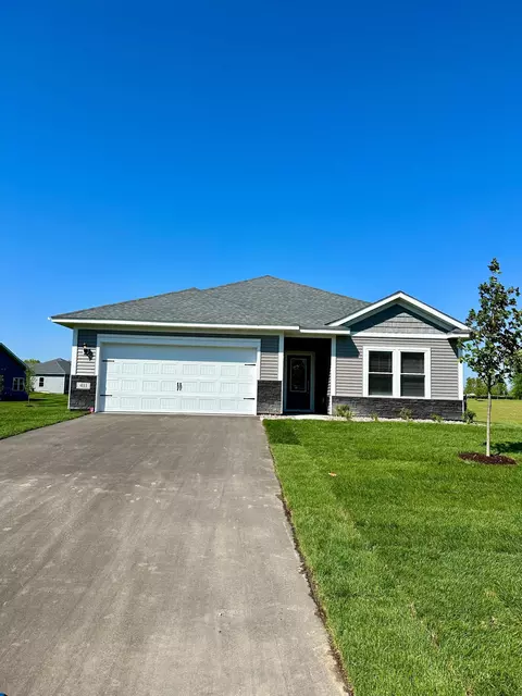 411 Tanner Dr, Waverly, MN 55390