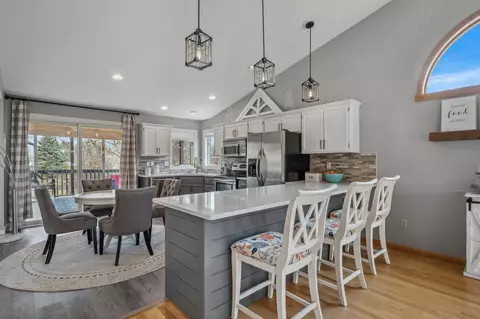Kitchen - 150 Pondview Dr, Loretto, MN 55357 photo 2 of 7