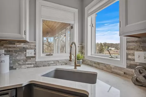 Bath - 150 Pondview Dr, Loretto, MN 55357 photo 1 of 5