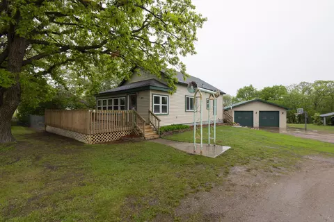 401 S Pelican Ave, Vergas, MN 56587