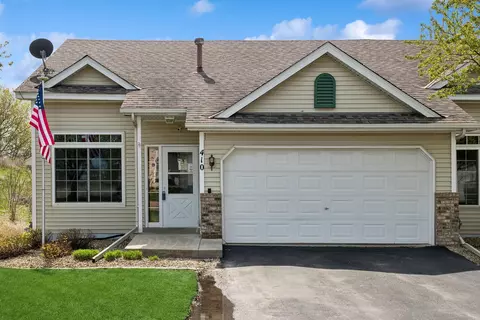 410 Creekside Dr, Buffalo, MN 55313