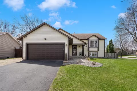 7181 Jenner Ln S, Cottage Grove, MN 55016