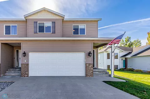 525 36th Ave W, West Fargo, ND 58078