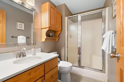 Bath - 9430 Lakeside Trl, Champlin, MN 55316 photo 4 of 4