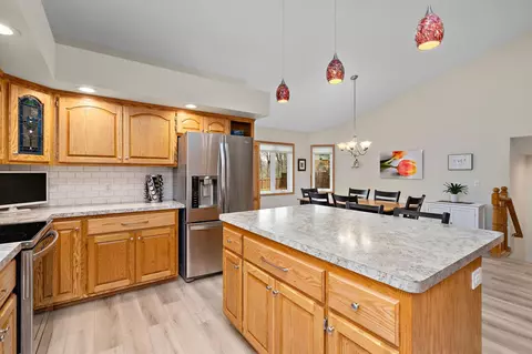 Kitchen - 9430 Lakeside Trl, Champlin, MN 55316 photo 4 of 5