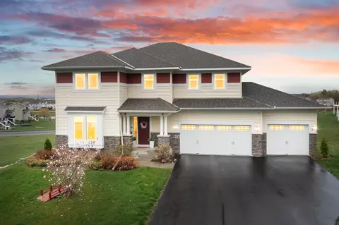 2147 Summerhill Pl, Shakopee, MN 55379