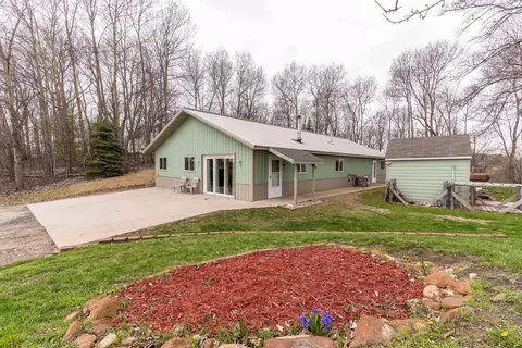 18467 312th Ave, Underwood, MN 56586