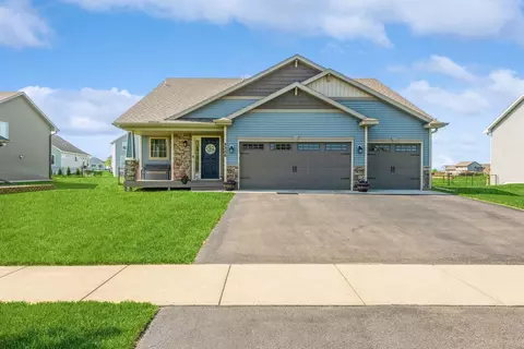 4366 87th St NE, Monticello, MN 55362