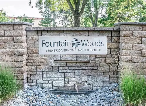 6730 Vernon Ave S #406, Edina, MN 55436